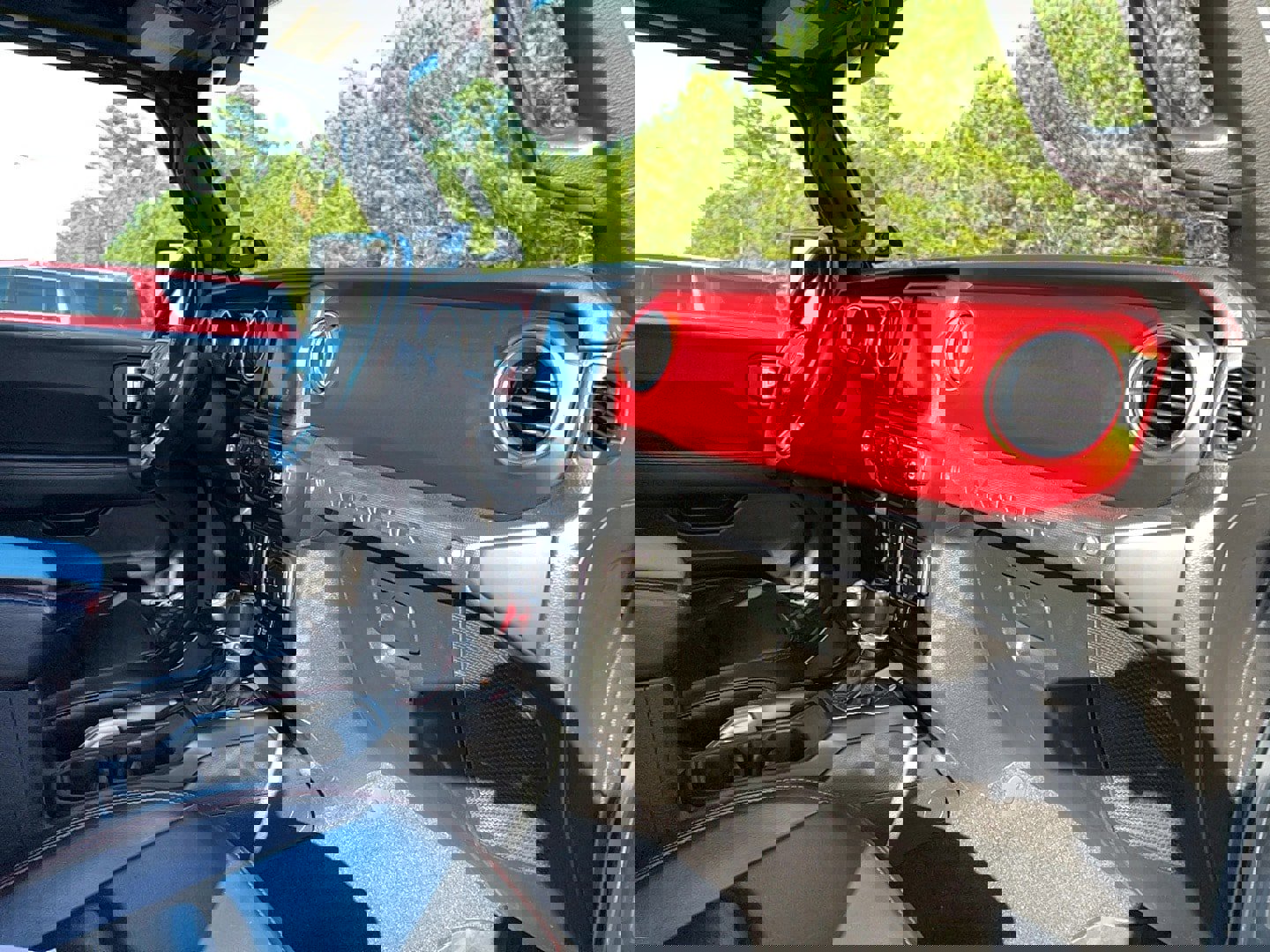 Used 2019 Jeep Wrangler Rubicon image 24