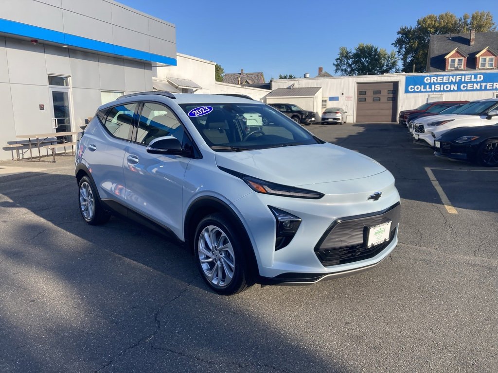 Used 2023 Chevrolet Bolt EUV LT w/ Comfort Package