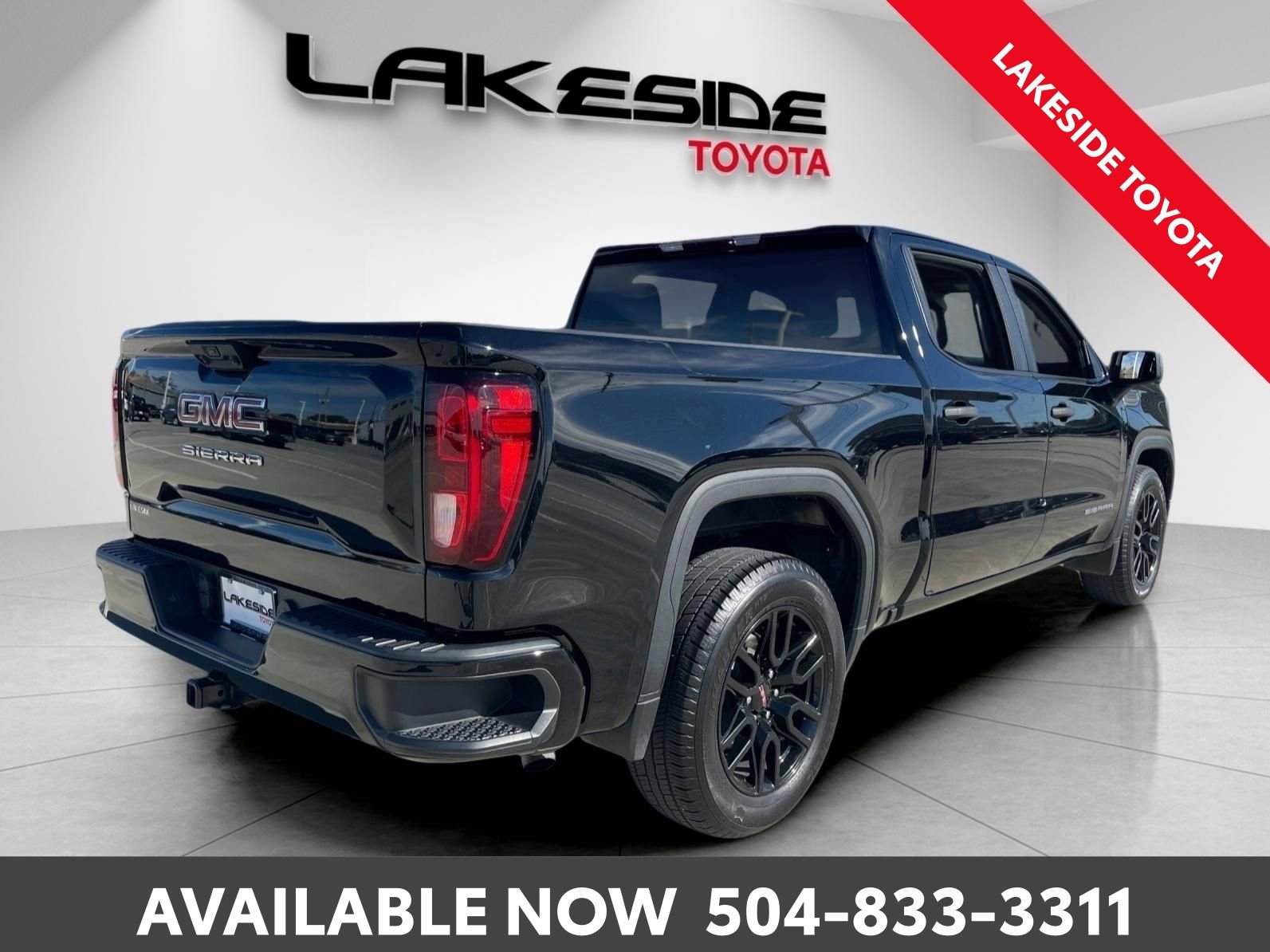 Used 2024 GMC Sierra 1500 Pro w/ Graphite Edition image 6