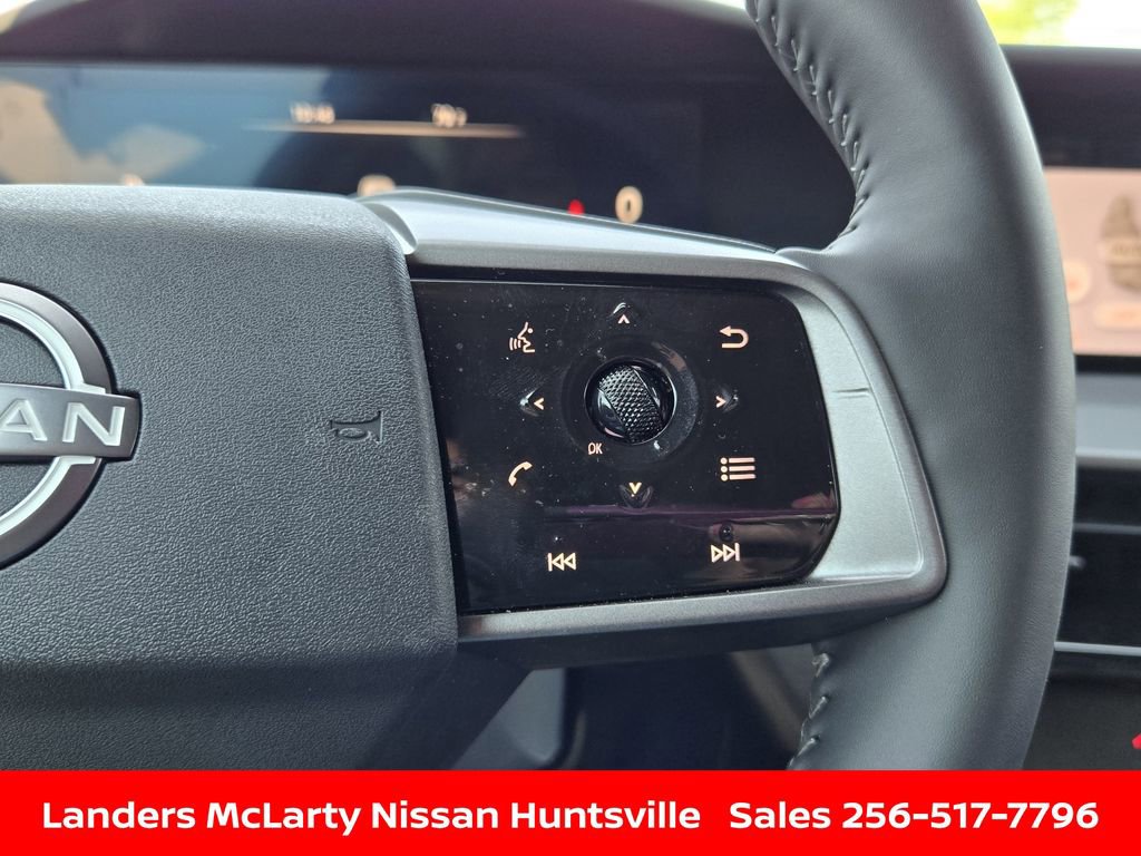 Used 2025 Nissan Murano SV AWD/4WD image 24