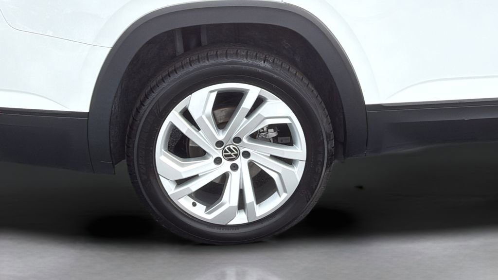 Used 2021 Volkswagen Atlas SE w/ Panoramic Sunroof Package image 17
