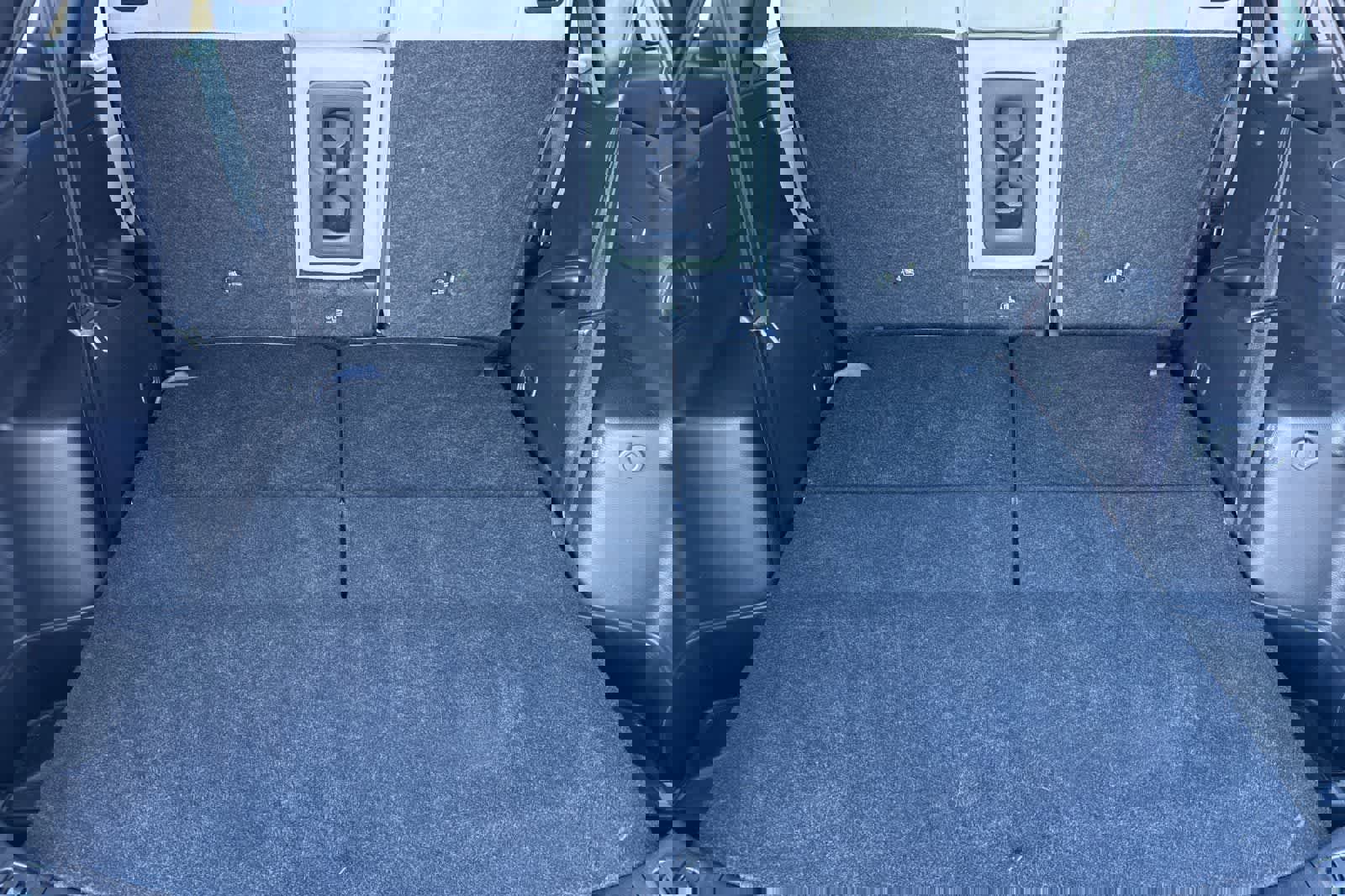 Used 2025 Mitsubishi Outlander SE image 16