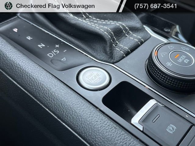 Used 2023 Volkswagen Atlas Cross Sport SE w/ Black Wheel Package image 43