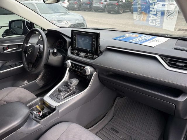 Certified 2020 Toyota RAV4 XLE w/ Convenience Package FWD image 18