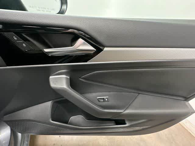 Used 2019 Volkswagen Jetta R-Line w/ R-Line Cold Weather Package FWD image 24