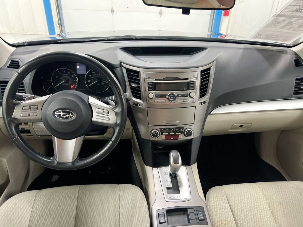 Used 2011 Subaru Legacy 2.5i Premium w/ All-Weather Pkg AWD/4WD image 5