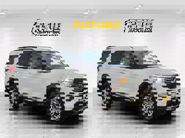 Certified 2024 Ford Explorer XLT w/ Equipment Group 202A