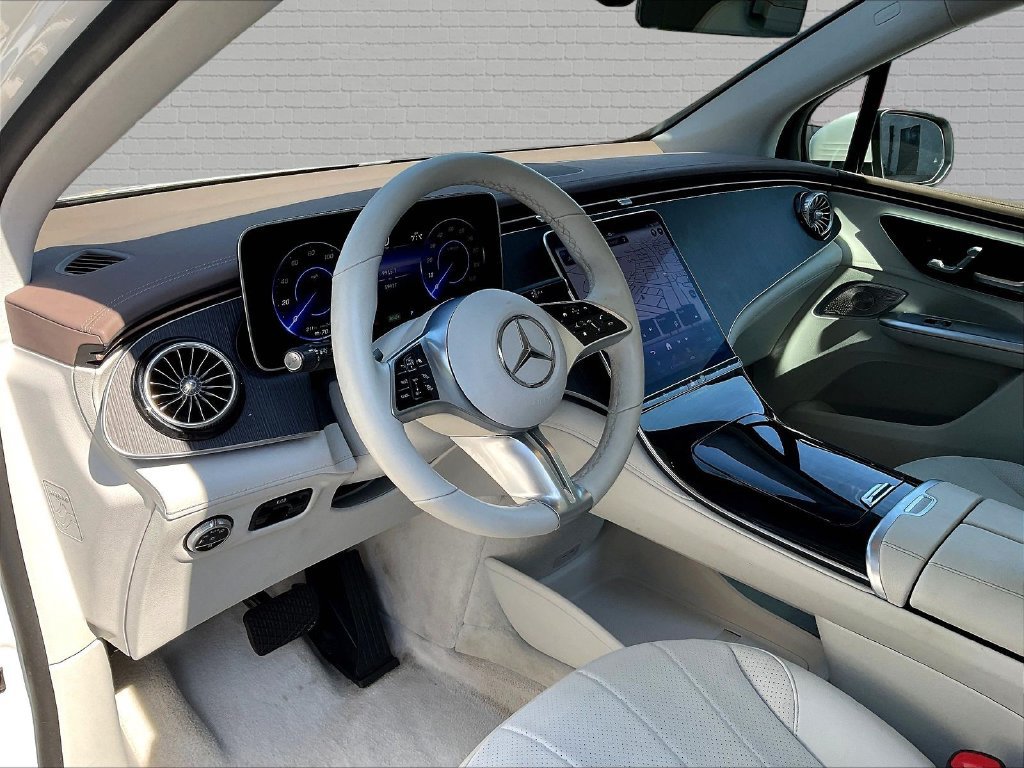 Used 2023 Mercedes-Benz EQE 350+ 4MATIC SUV image 15