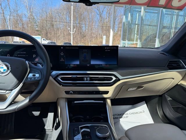 Used 2024 BMW 330i xDrive Sedan w/ Premium Package image 9