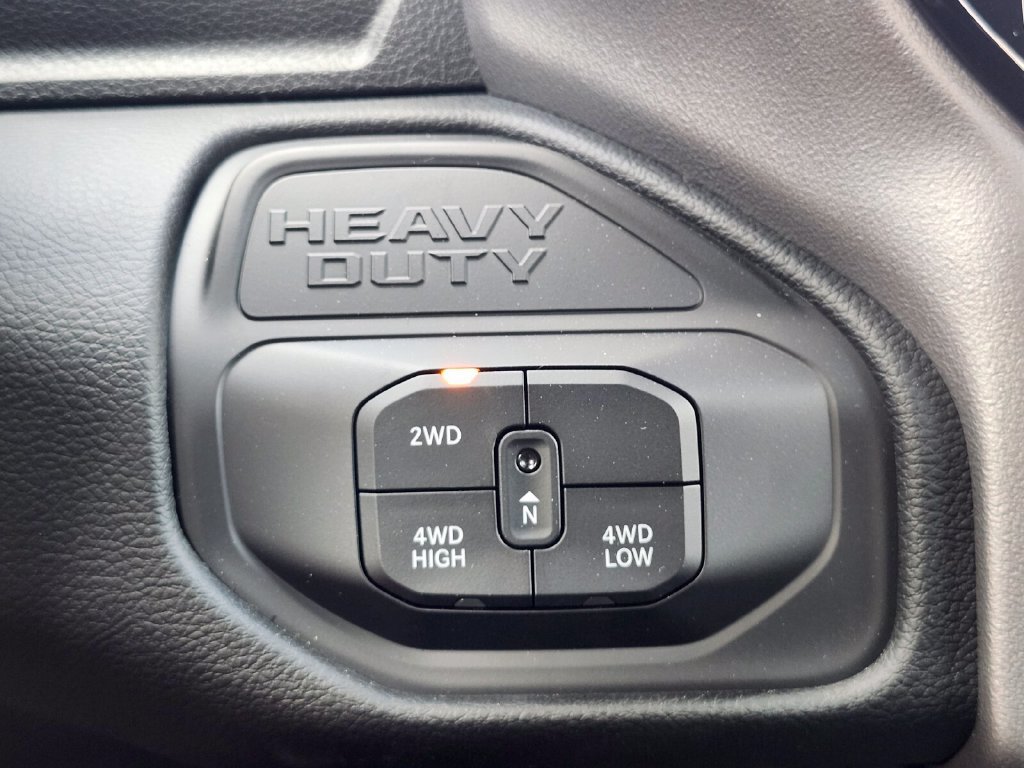 New 2026 RAM 3500 Big Horn AWD/4WD image 23