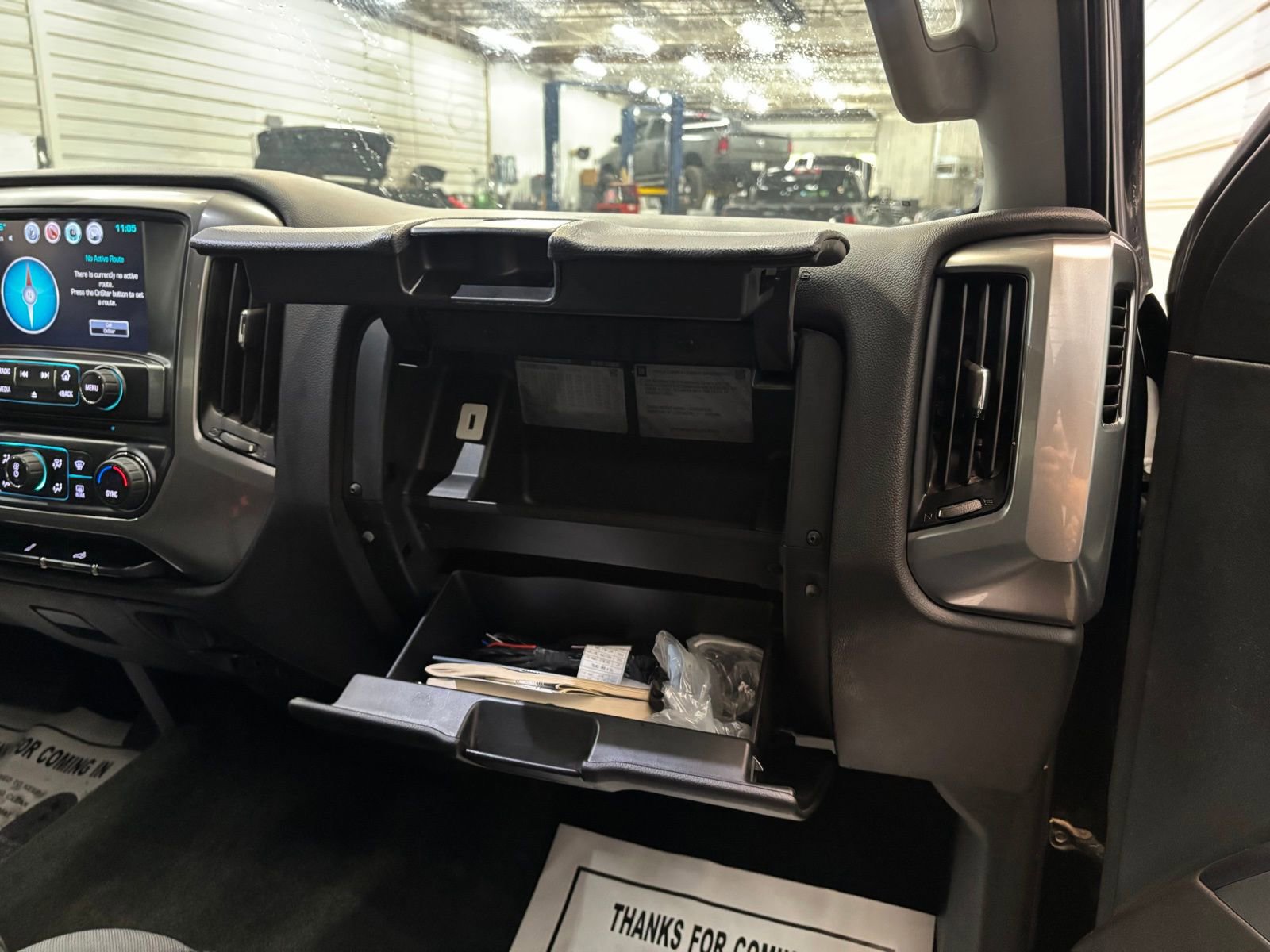 Used 2018 Chevrolet Silverado 1500 LT w/ All Star Edition AWD/4WD image 30