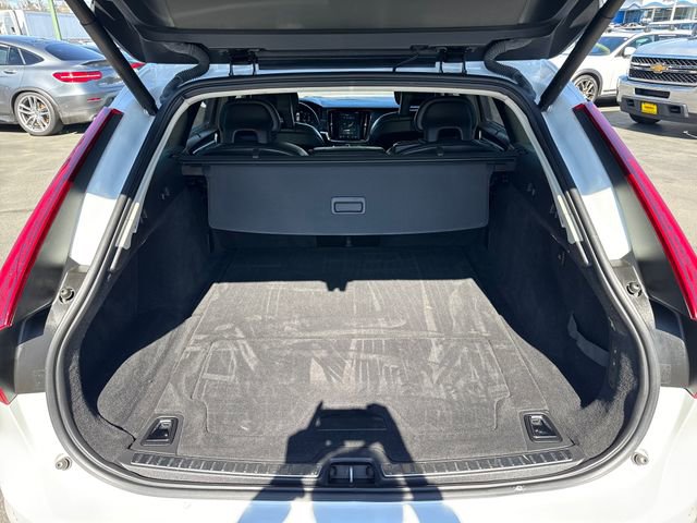 Used 2018 Volvo V90 T6 Cross Country w/ Convenience Package AWD/4WD image 13