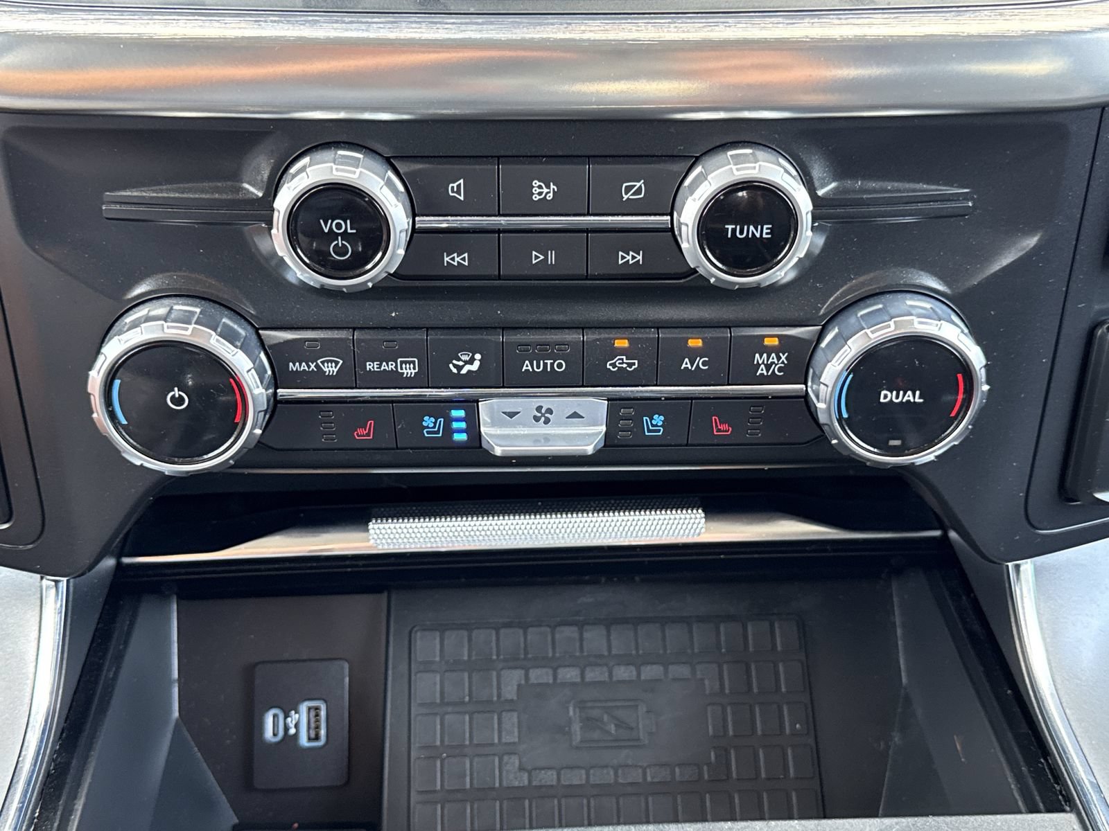 Used 2022 Ford F150 Lariat AWD/4WD image 30