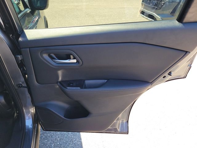 New 2026 Nissan Rogue SV w/ Cold Weather Package image 31