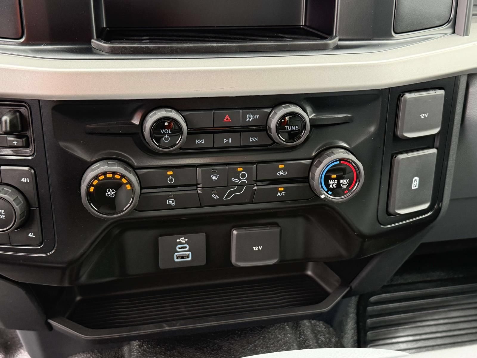New 2026 Ford F250 XL w/ XL Driver Assist Package AWD/4WD image 16