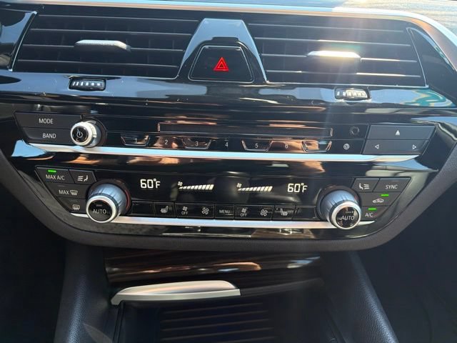 Used 2018 BMW 530i xDrive AWD/4WD image 15
