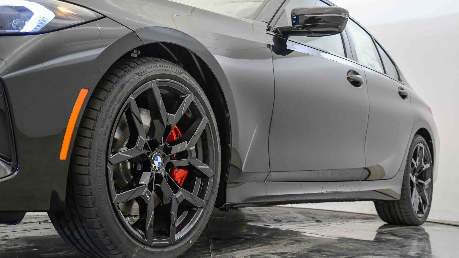 New 2026 BMW 330i Sedan w/ M Sport Package image 10