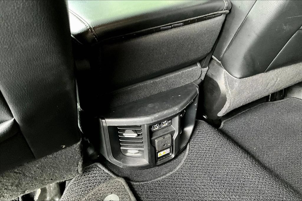 Used 2024 RAM 2500 Laramie AWD/4WD image 13
