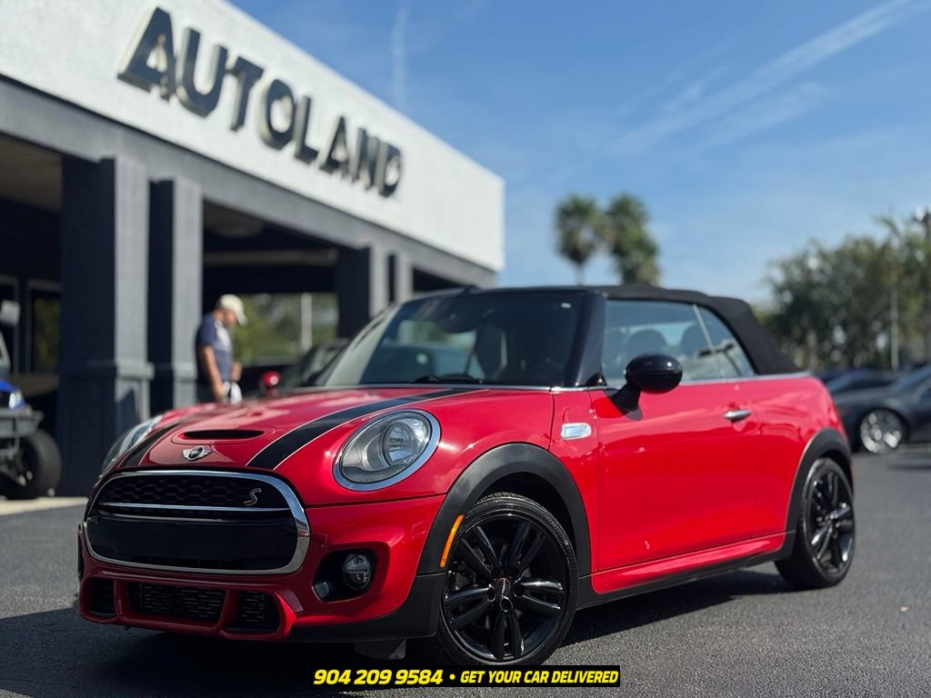 Used 2017 MINI Cooper S FWD image 2