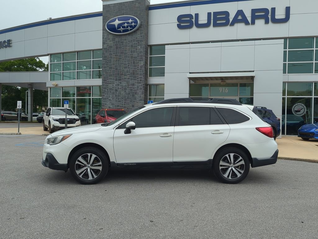 Used 2019 Subaru Outback 2.5i Limited AWD/4WD image 4