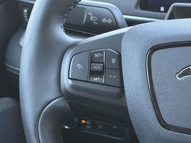 Used 2023 Ford Mustang Mach-E Select image 17