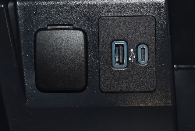 Used 2021 Ford Explorer ST w/ ST Street Pack image 19