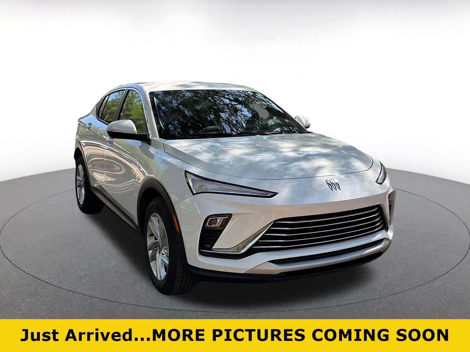 Used 2025 Buick Envista Preferred