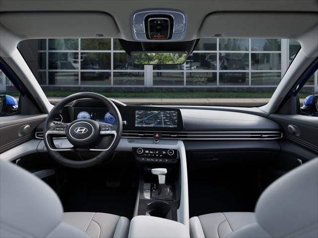 Used 2025 Hyundai Elantra Limited image 13