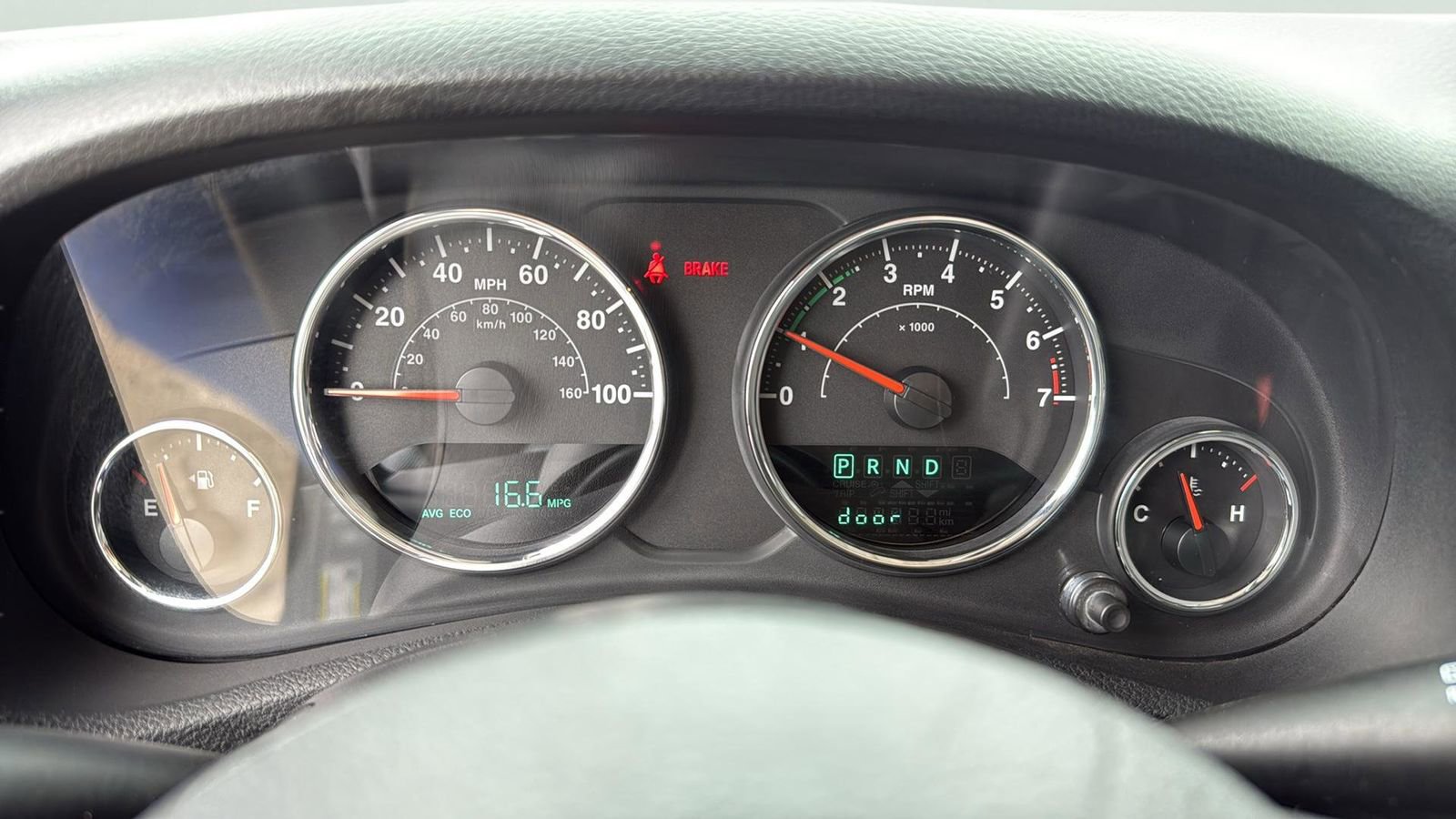 Used 2018 Jeep Wrangler Unlimited Sahara image 14