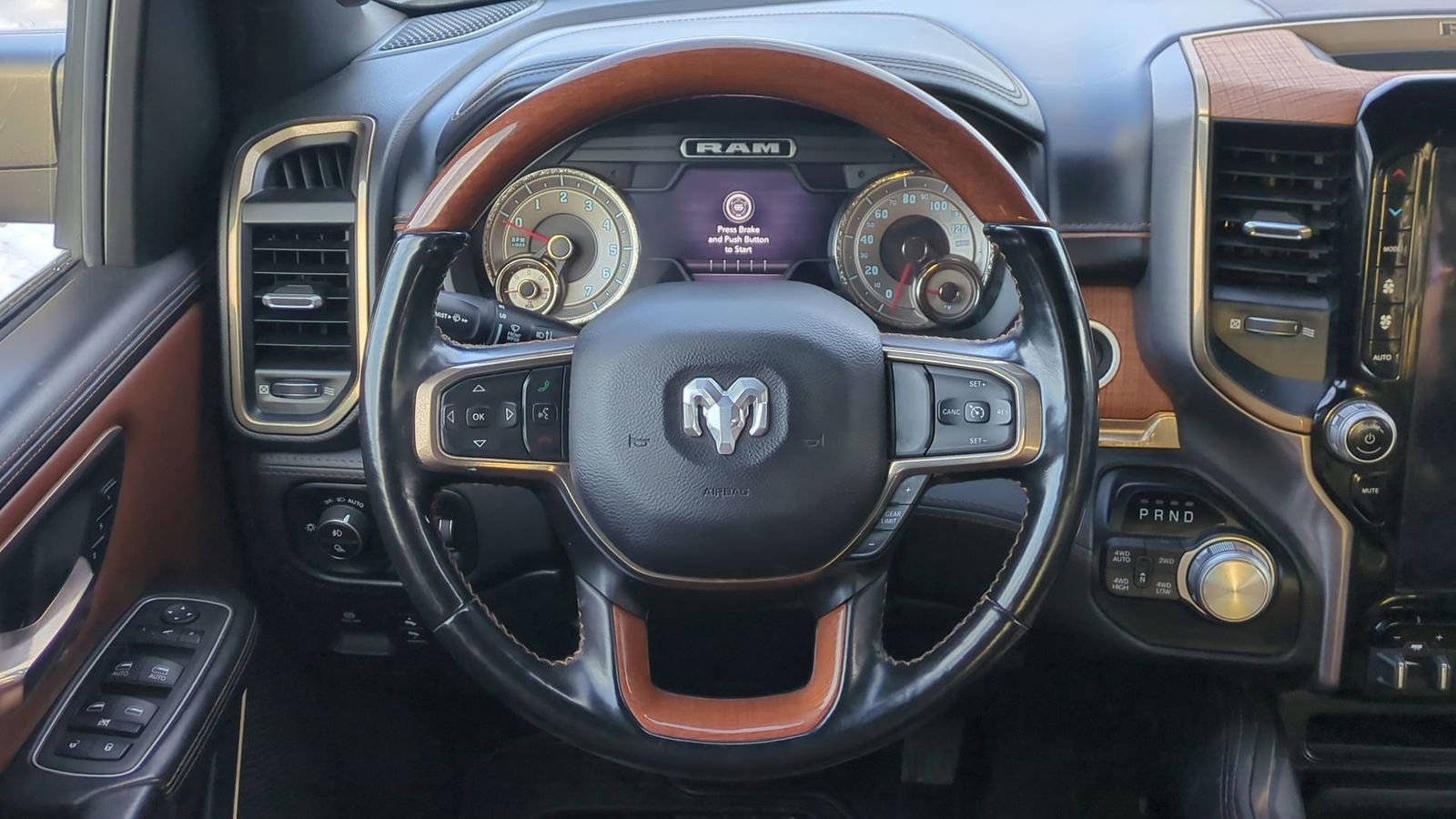 Used 2022 RAM 1500 Limited w/ Body-Colour Bumper Group image 40