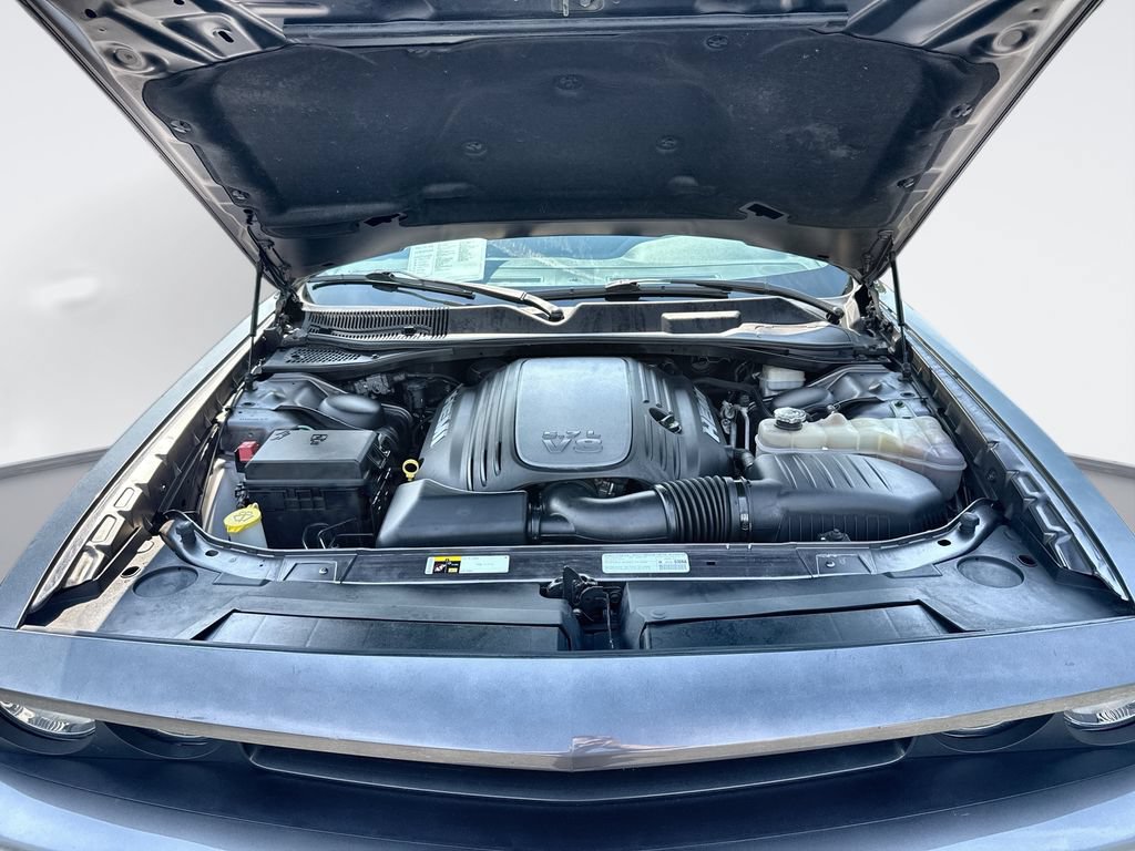 Used 2013 Dodge Challenger R/T w/ R/T Redline Group RWD image 18
