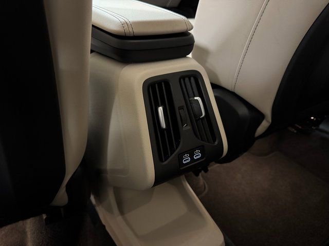 Used 2025 BMW X1 xDrive28i image 23