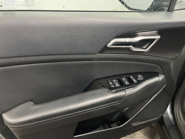 Certified 2023 Kia Sportage EX image 10