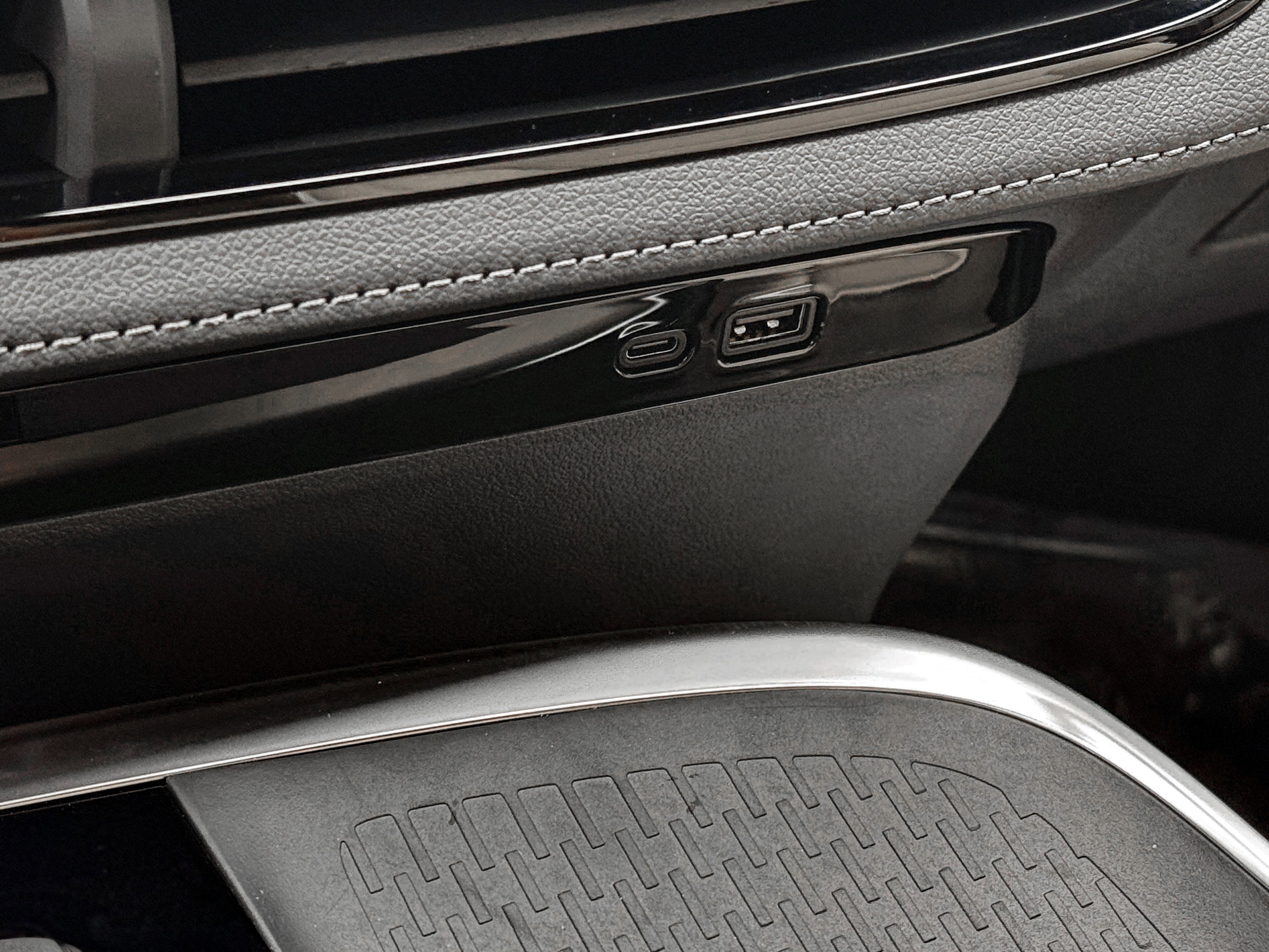 New 2026 Buick Enclave Preferred w/ Power Package image 25