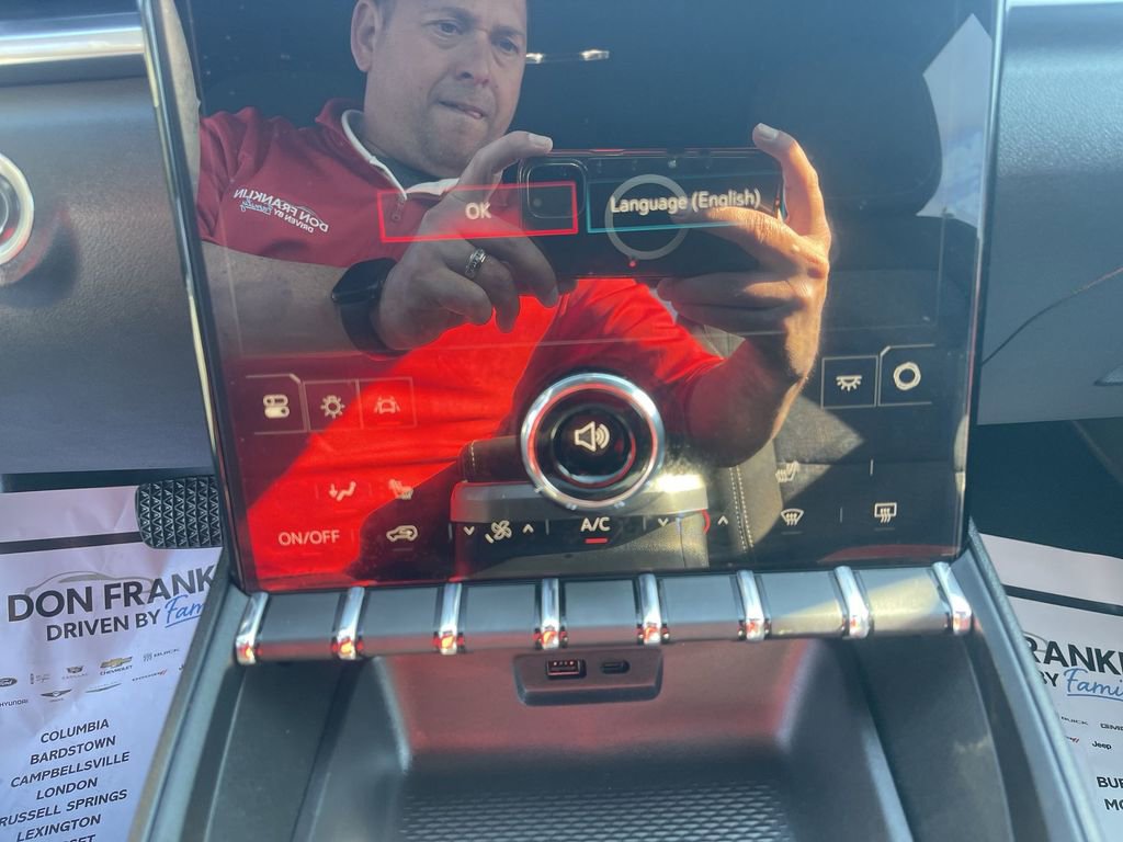 Used 2026 GMC Terrain Elevation image 23