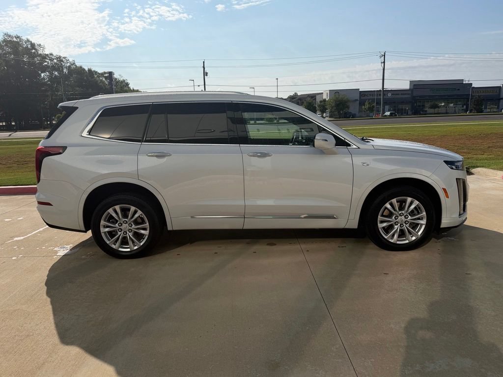 Used 2024 Cadillac XT6 Luxury FWD image 7