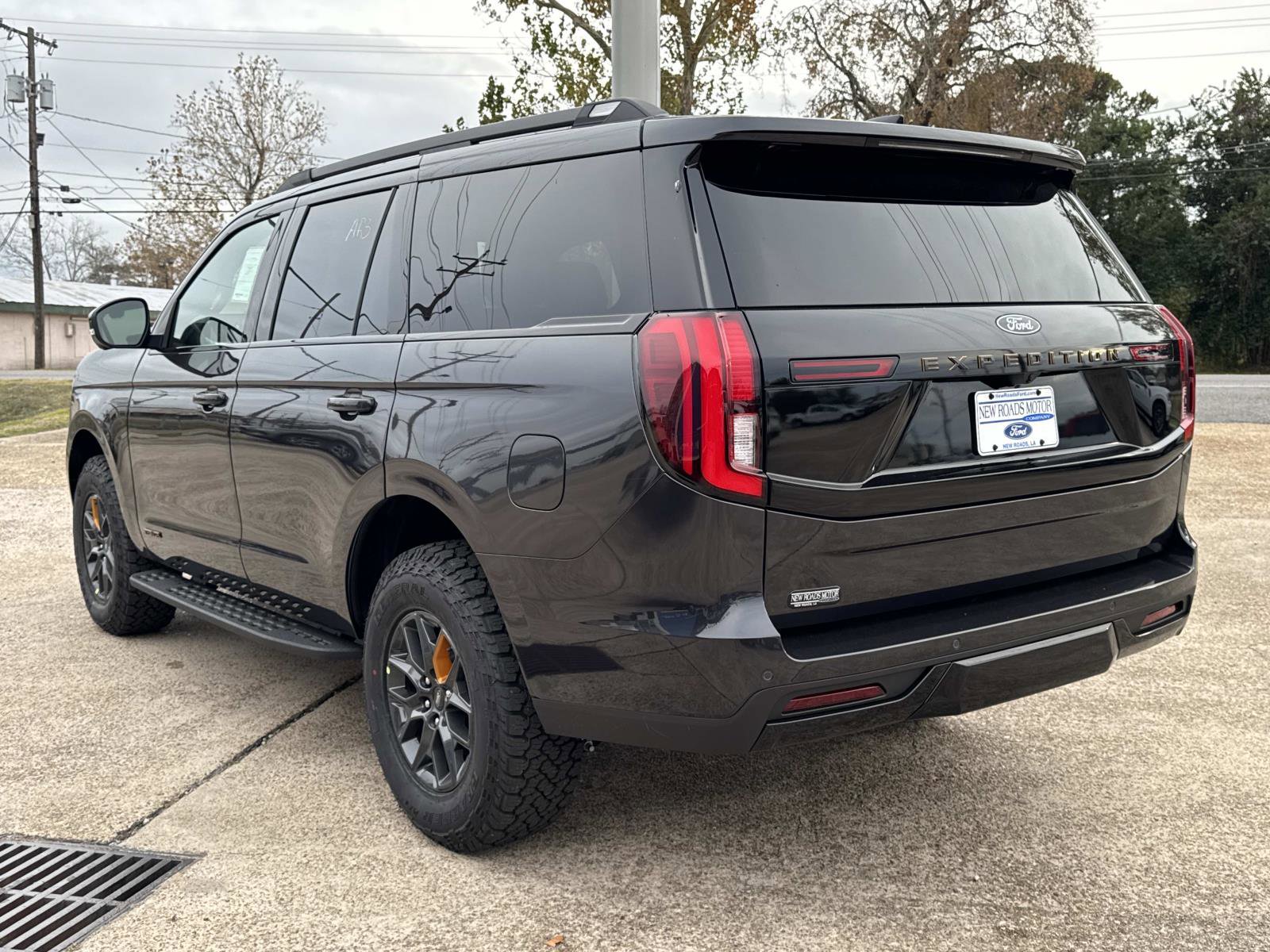 New 2025 Ford Expedition Tremor image 4