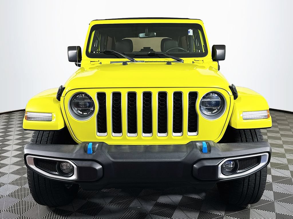 Used 2022 Jeep Wrangler Unlimited Sahara w/ Safety Group AWD/4WD image 2
