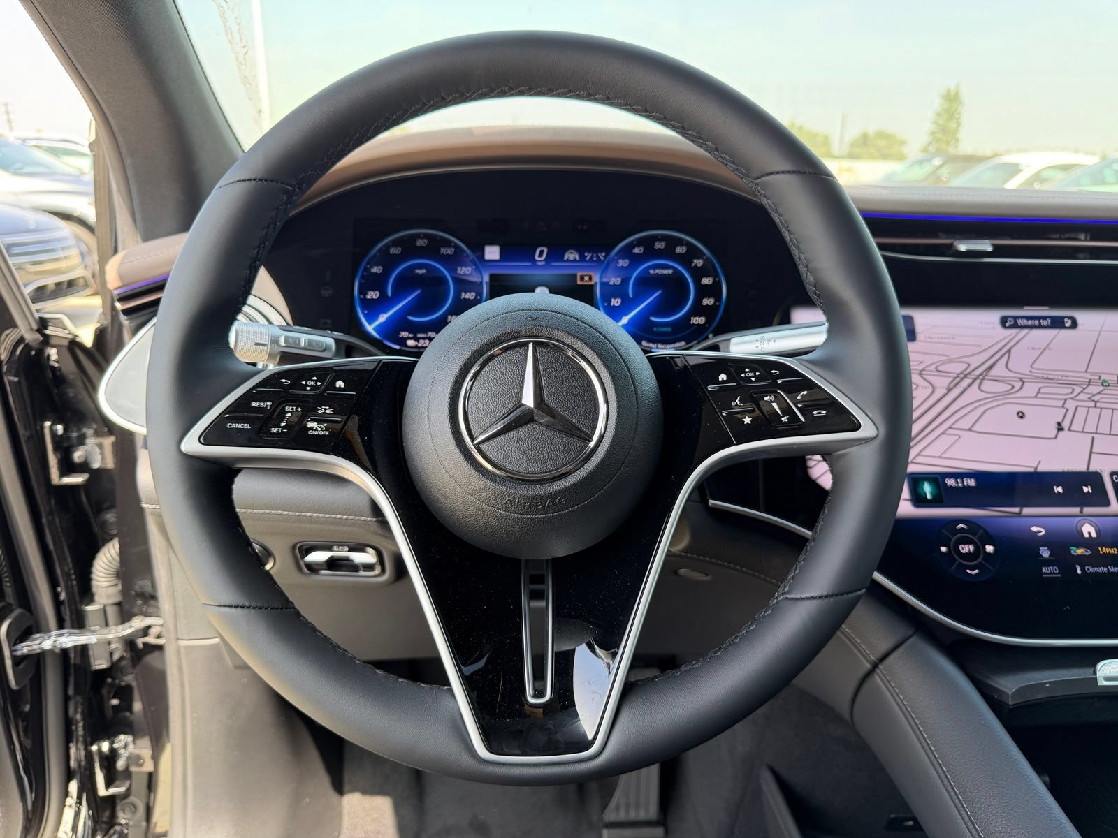 New 2026 Mercedes-Benz EQS 550 4MATIC SUV image 21