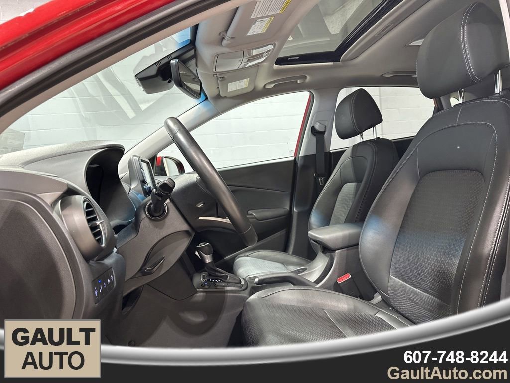 Used 2021 Hyundai Kona Ultimate w/ Cargo Package image 13