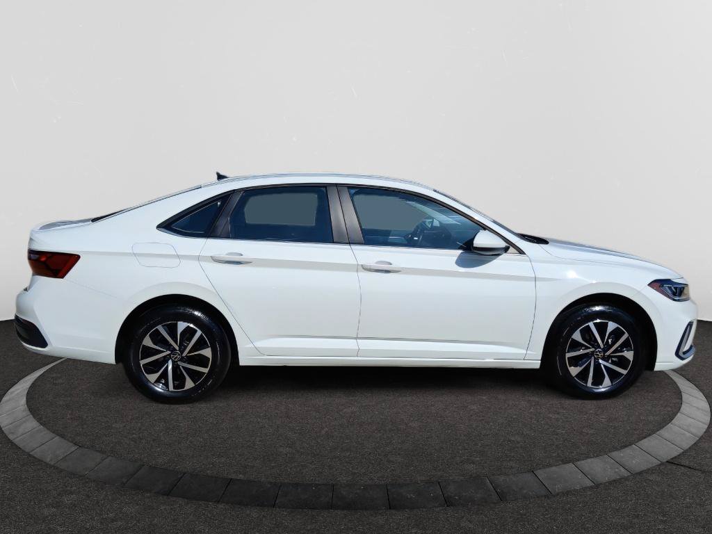 Certified 2026 Volkswagen Jetta S FWD image 8