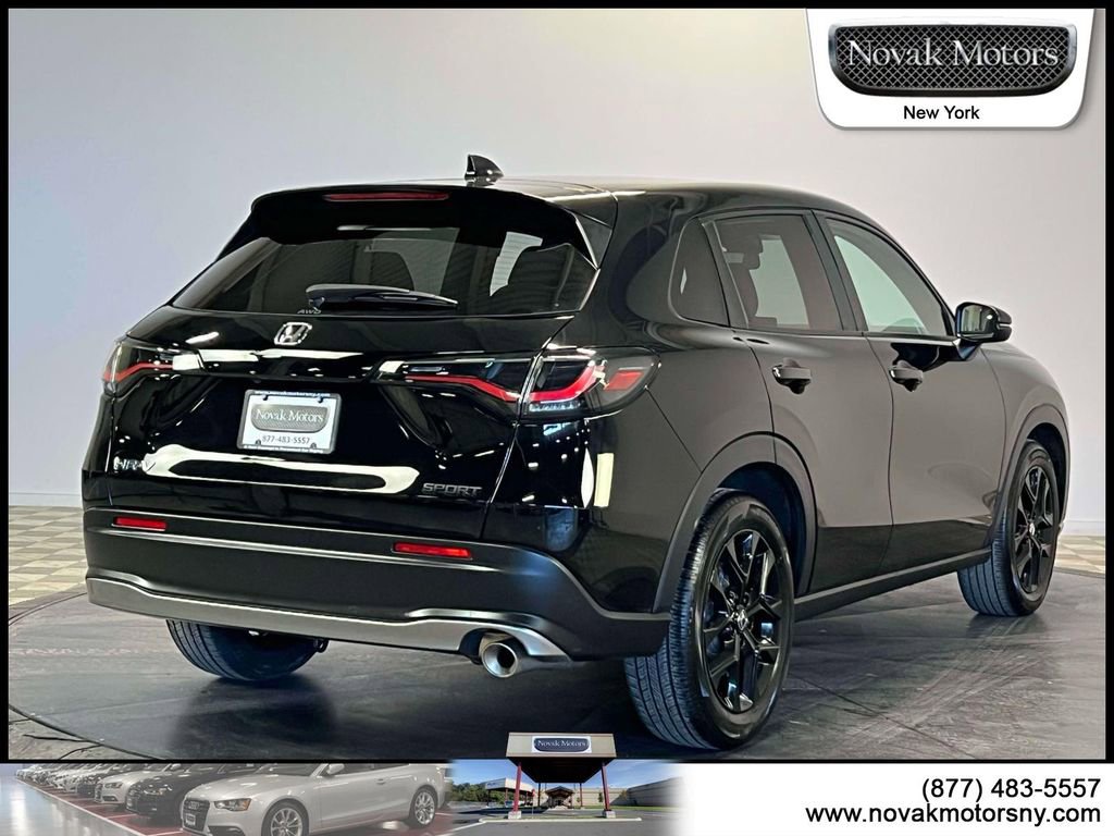 Used 2024 Honda HR-V Sport image 8
