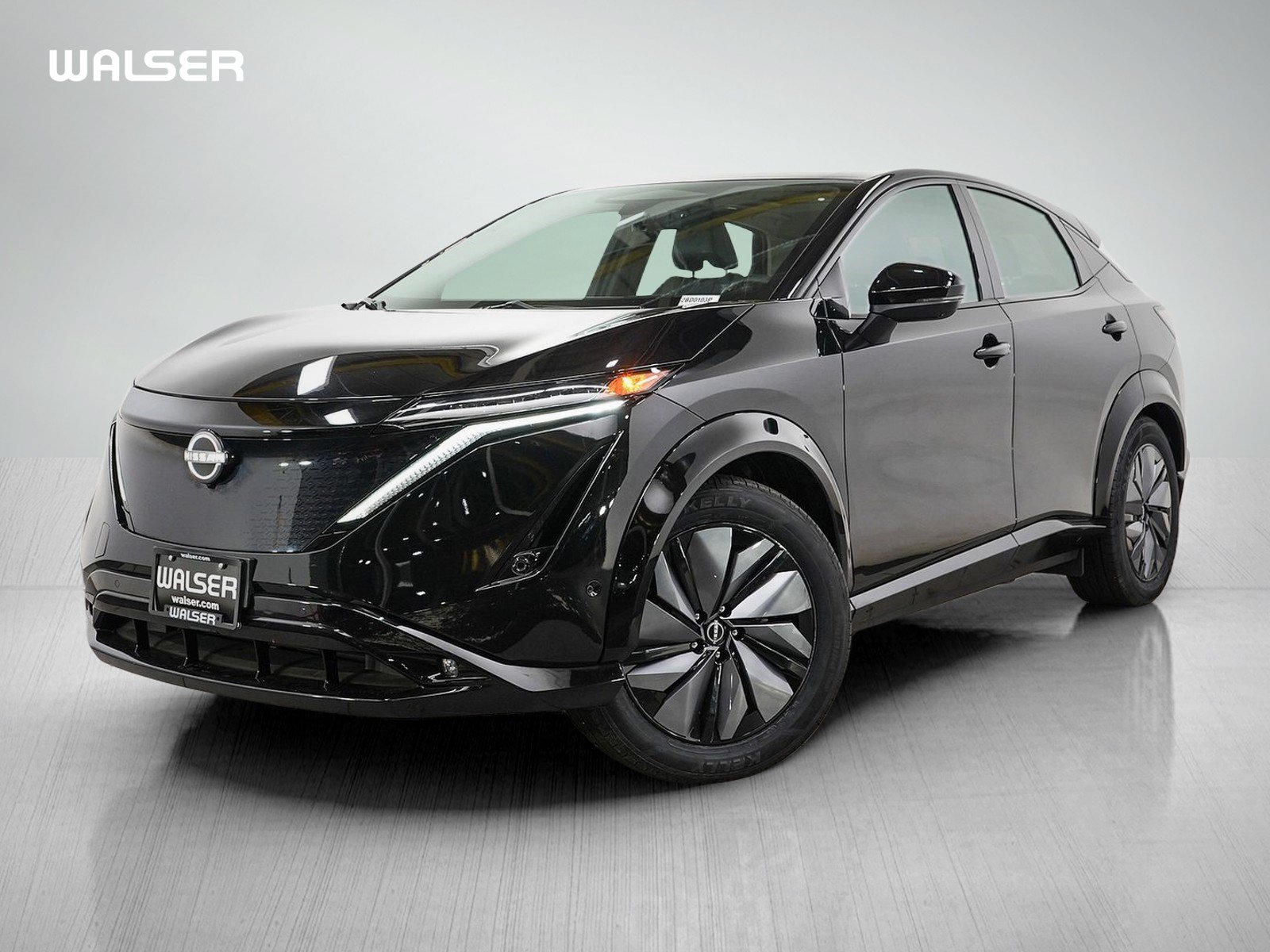 Used 2023 Nissan Ariya AWD/4WD image 1