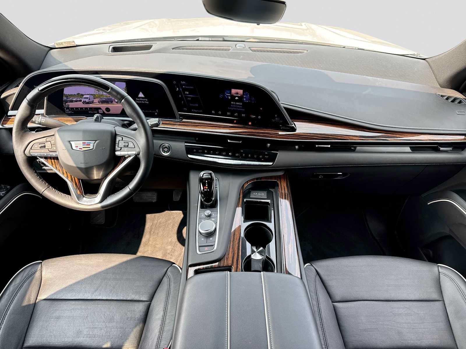 Used 2022 Cadillac Escalade ESV Premium Luxury w/ Performance Package AWD/4WD image 14