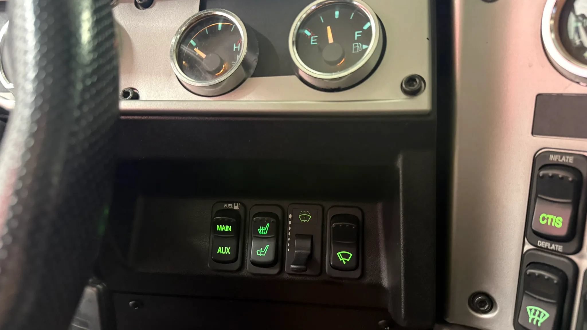 Used 2006 HUMMER H1 4-Door Wagon AWD/4WD image 15