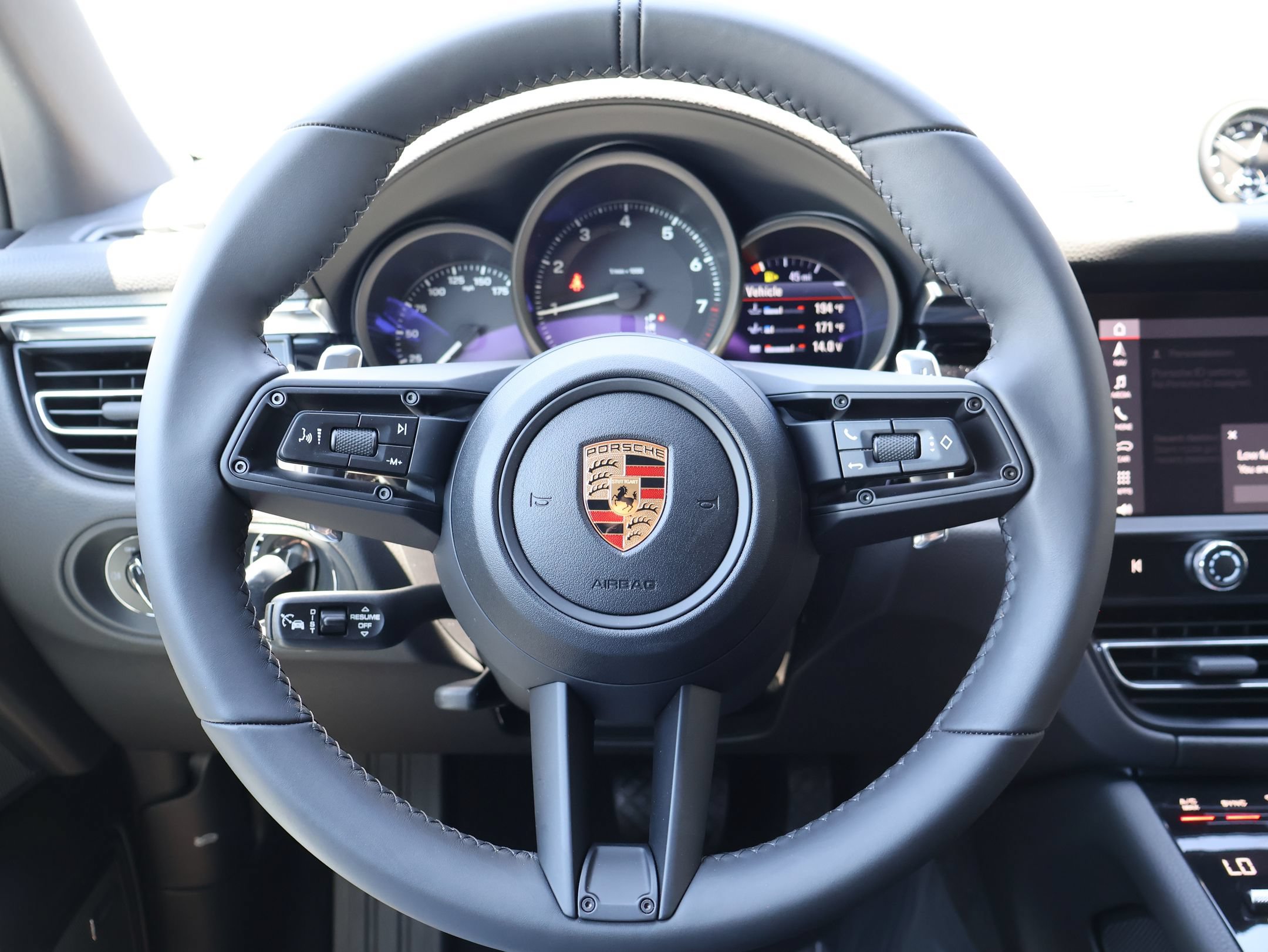 New 2026 Porsche Macan AWD/4WD image 15