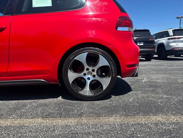 Used 2012 Volkswagen Golf 2-Door FWD image 6