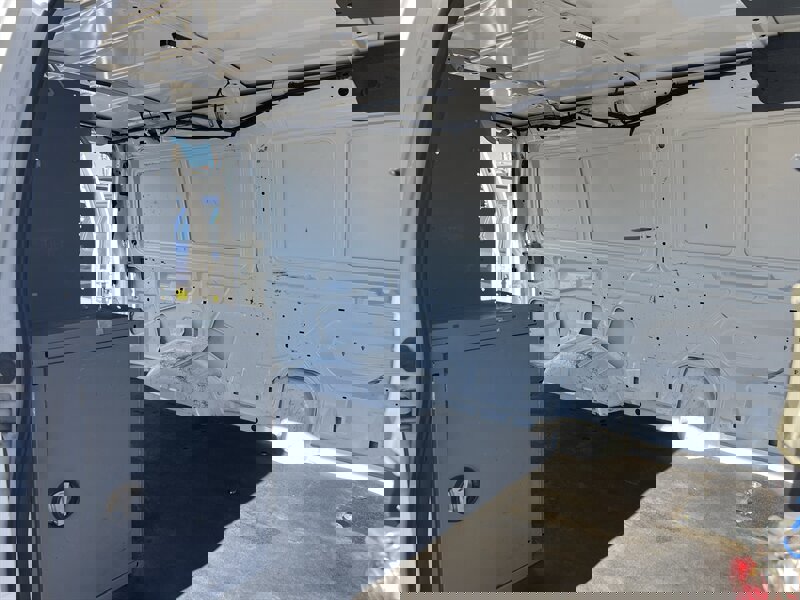 Used 2013 Ford E-150 and Econoline 150 image 12