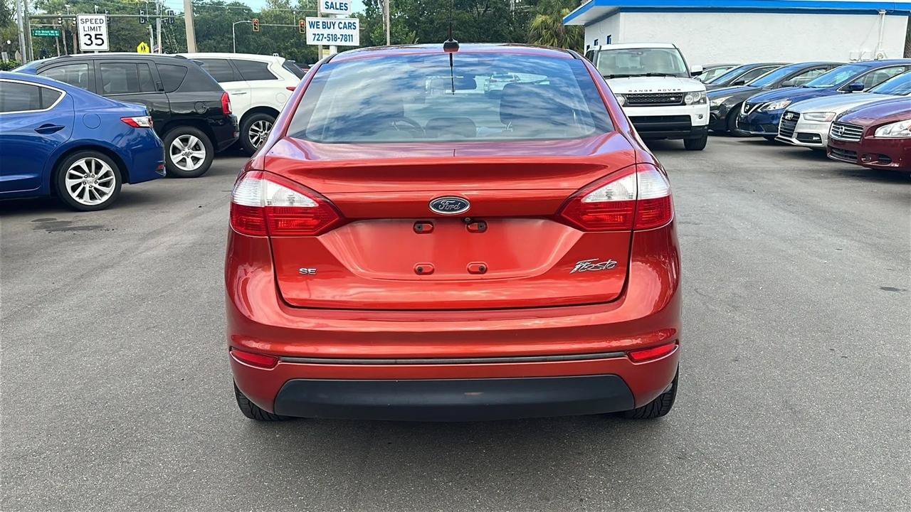 Used 2018 Ford Fiesta SE FWD image 11