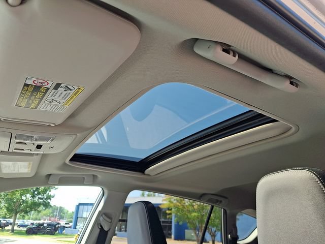 Used 2016 Toyota RAV4 XLE FWD image 16